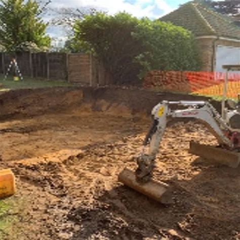 mini digger with driver surrey|hire mini digger eversley.